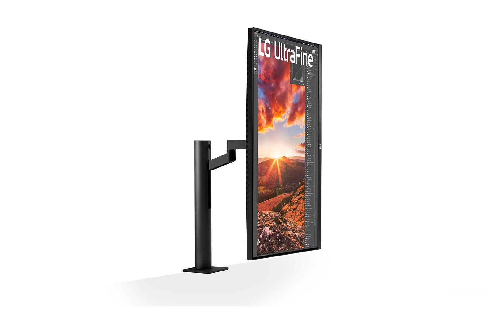 32UN880-B_UHD_4K_monitors_Z-04